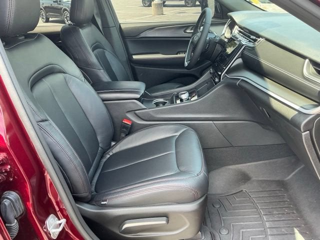 2025 Jeep Grand Cherokee Altitude X 4x4
