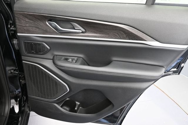 2026 Jeep Grand Cherokee Limited 4x4