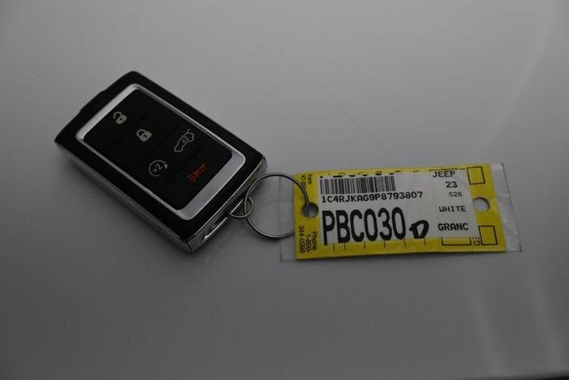 2023 Jeep Grand Cherokee L Altitude 4x4