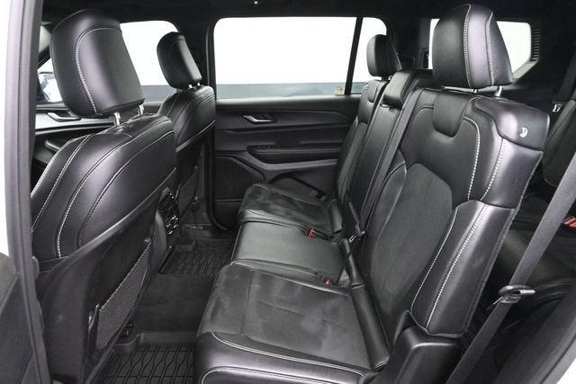 2024 Jeep Grand Cherokee L Altitude X 4x4