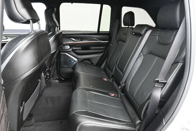 2023 Jeep Grand Cherokee 4xe Overland