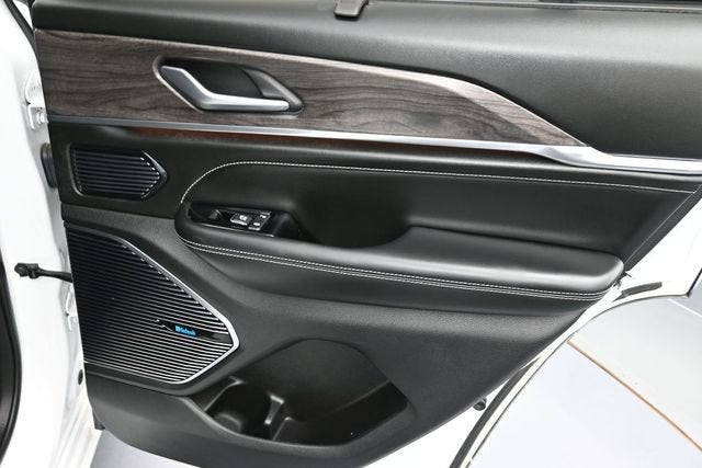 2023 Jeep Grand Cherokee 4xe Overland