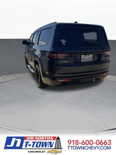 2022 Jeep Wagoneer Series III Carbide 4x4