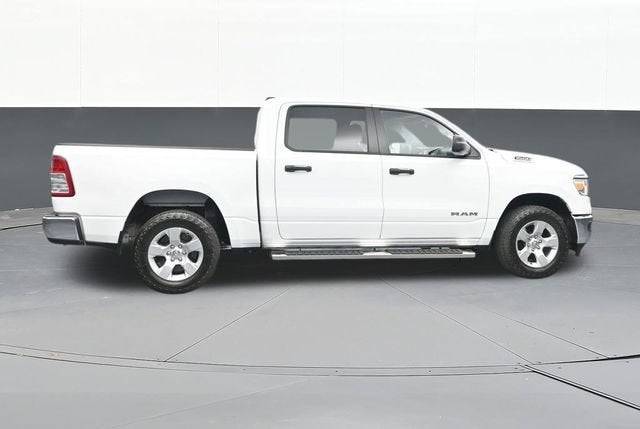 2023 RAM 1500 Big Horn Crew Cab 4x4 5'7" Box