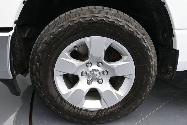 2023 RAM 1500 Big Horn Crew Cab 4x4 5'7" Box