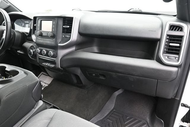 2023 RAM 1500 Big Horn Crew Cab 4x4 5'7" Box