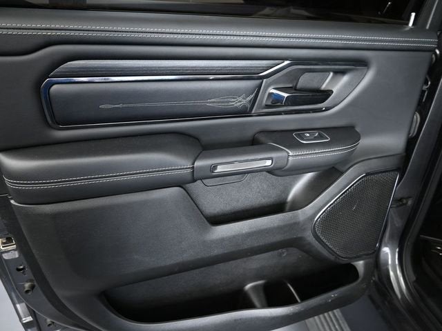 2022 RAM 1500 Limited Crew Cab 4x4 5'7" Box