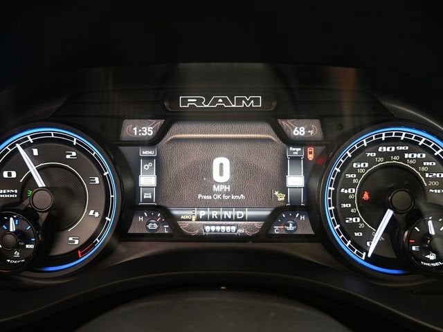 2022 RAM 1500 Limited Crew Cab 4x4 5'7" Box