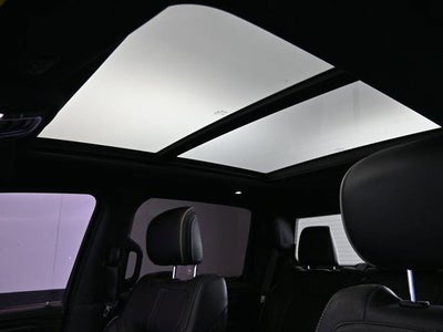 2022 RAM 1500 Limited Crew Cab 4x4 5'7" Box
