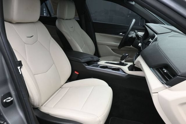 2023 Cadillac CT4 Premium Luxury