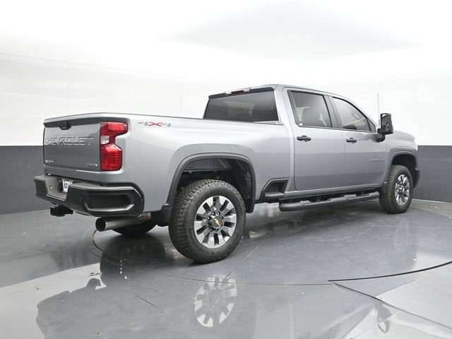 2026 Chevrolet Silverado 2500 HD Custom - Photo 10