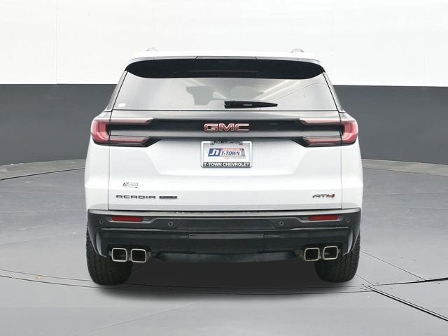 2024 GMC Acadia AT4