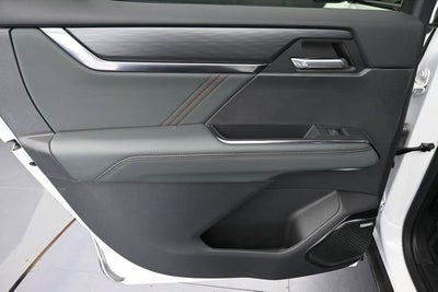 2024 GMC Acadia AT4