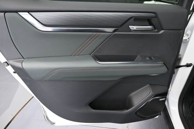 2024 GMC Acadia AT4