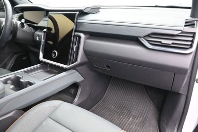 2024 GMC Acadia AT4