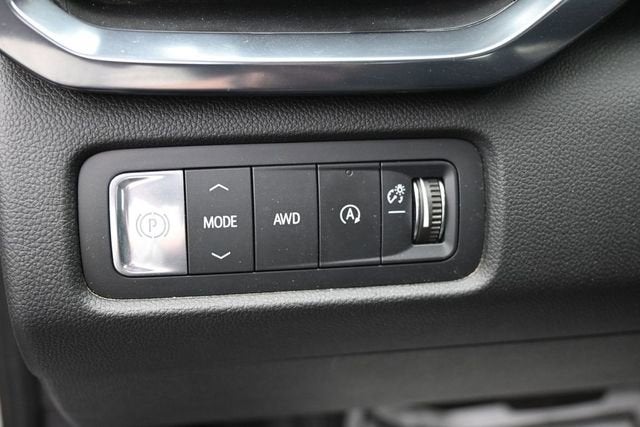 2024 GMC Acadia AT4
