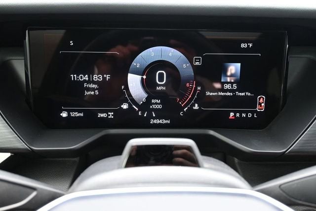 2024 GMC Acadia AT4