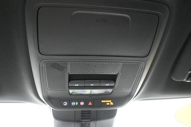 2024 GMC Acadia AT4