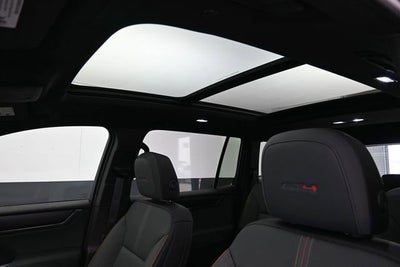 2024 GMC Acadia AT4