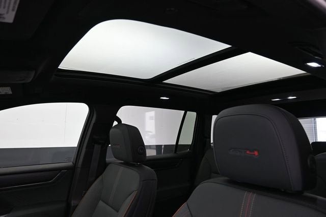 2024 GMC Acadia AT4