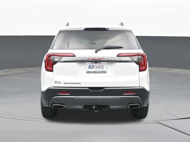 2021 GMC Acadia AT4