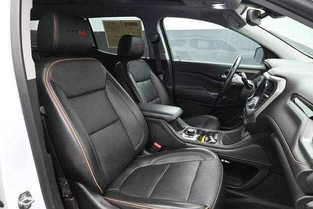 2021 GMC Acadia AT4
