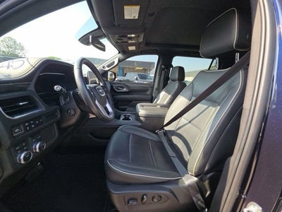 2022 GMC Yukon XL SLT