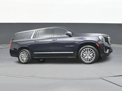 2022 GMC Yukon XL SLT