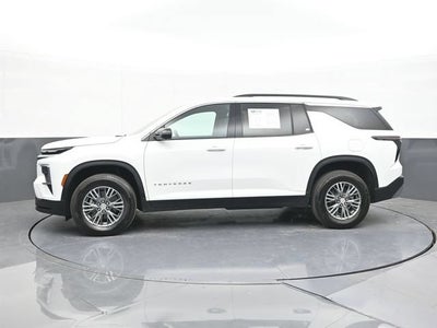 2025 Chevrolet Traverse LT
