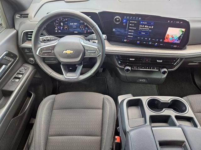 2025 Chevrolet Tahoe LS
