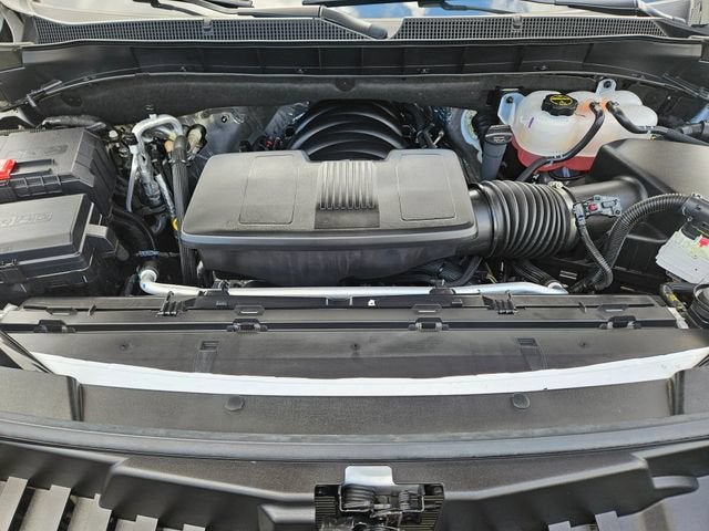 2025 Chevrolet Tahoe LS