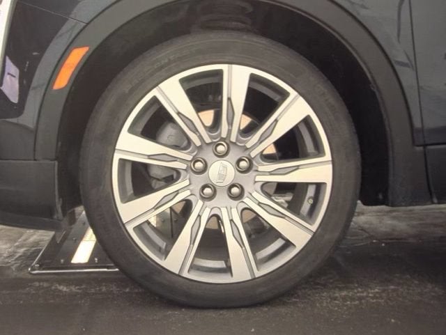 2023 Cadillac XT4 FWD Premium Luxury
