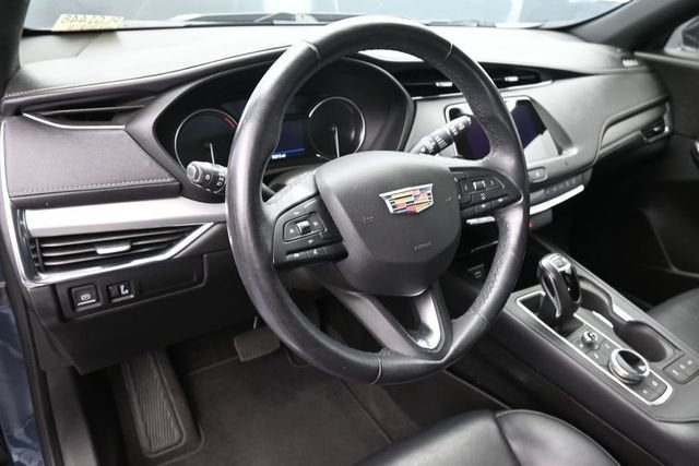 2019 Cadillac XT4 FWD Premium Luxury