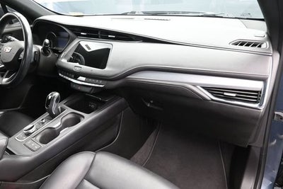 2019 Cadillac XT4 FWD Premium Luxury