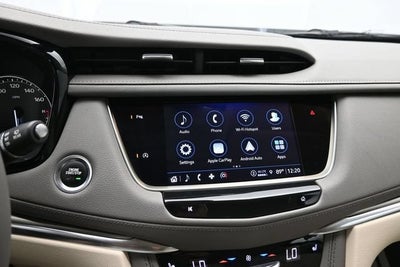 2022 Cadillac XT5 Premium Luxury