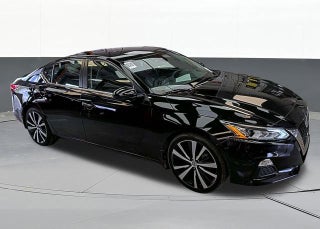 2022 Nissan Altima SR FWD