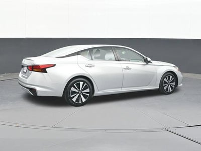 2022 Nissan Altima SV FWD