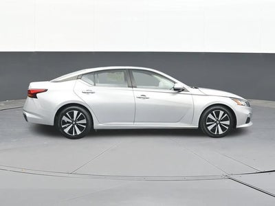 2022 Nissan Altima SV FWD