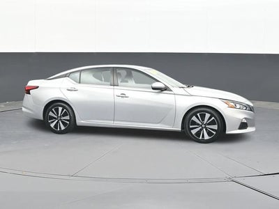 2022 Nissan Altima SV FWD