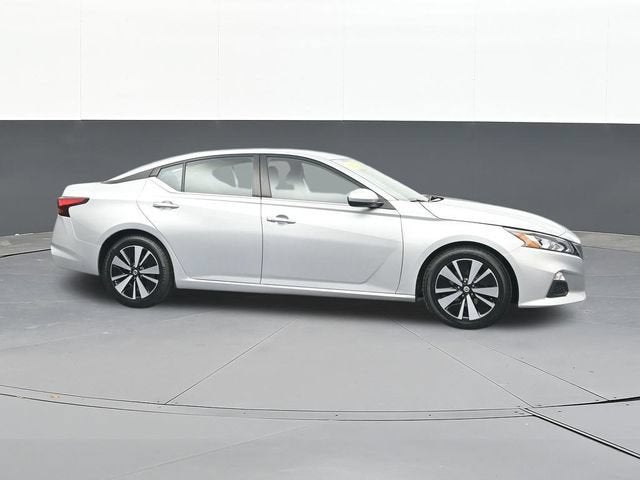 2022 Nissan Altima SV FWD