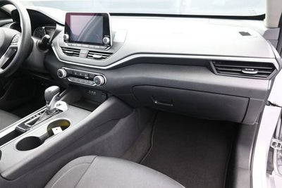 2022 Nissan Altima SV FWD