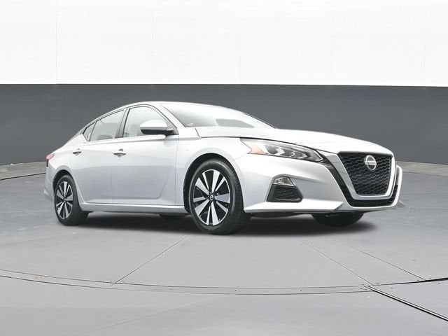 2022 Nissan Altima SV FWD