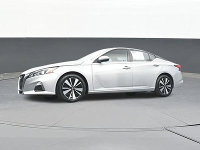 2022 Nissan Altima SV FWD