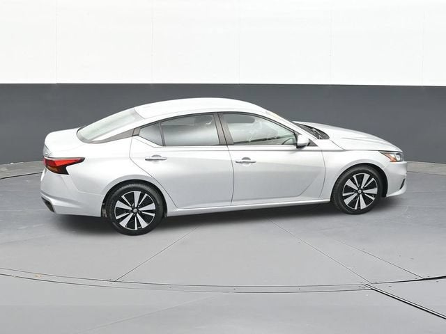 2022 Nissan Altima SV FWD