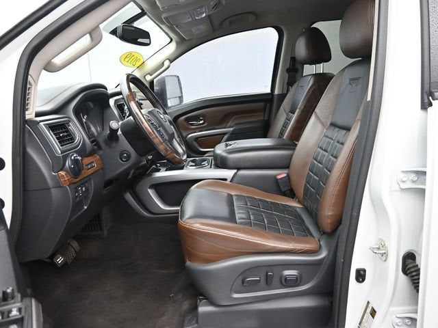 2019 Nissan TITAN XD Platinum Reserve Diesel