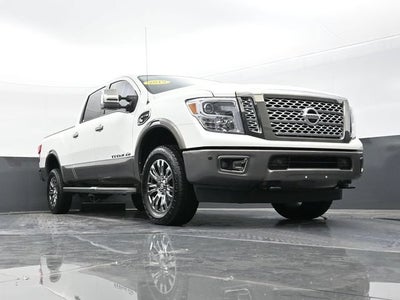 2019 Nissan TITAN XD Platinum Reserve Diesel