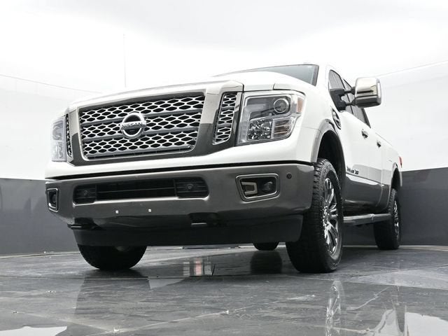 2019 Nissan TITAN XD Platinum Reserve Diesel
