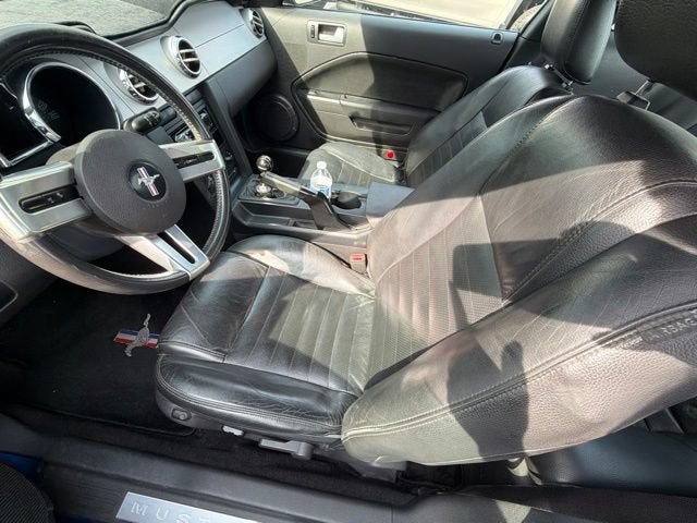 2006 Ford Mustang GT Deluxe