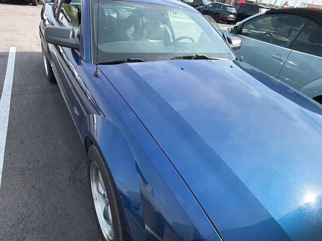2006 Ford Mustang GT Deluxe