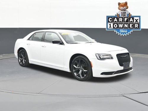 2022 Chrysler 300 Touring